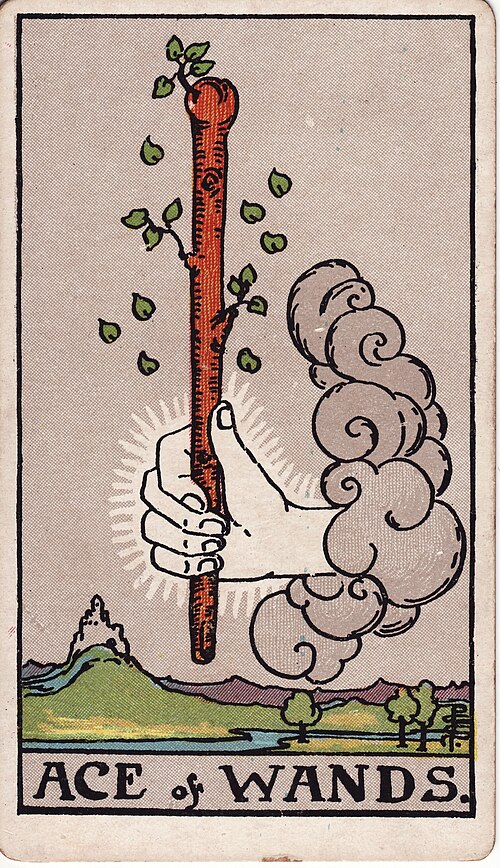 Ass der Stäbe: Hand aus der Wolke, Frische Blätter, Ferne Burg, Fluss und Hügel. Originalillustration von Pamela Colman Smith.